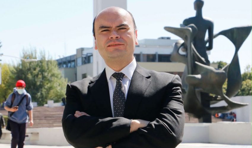Manuel Barría Paredes